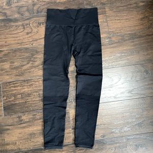 NWT Fabletics high waisted Musetta black leggings